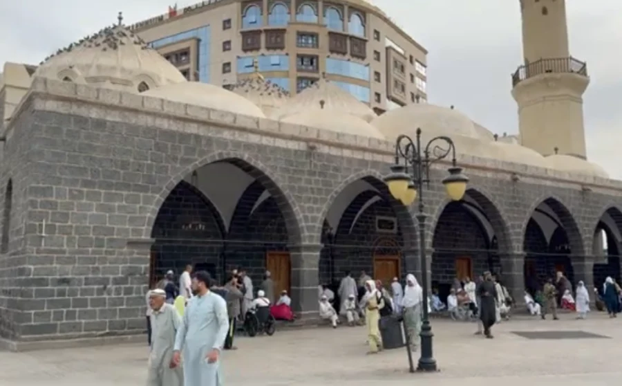Masjid al-Ghamamah Ziyarat site, Madinah